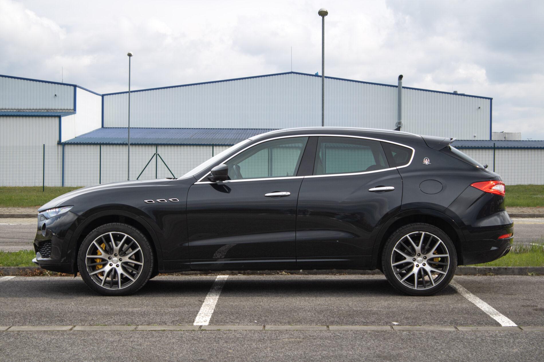 2017 Maserati Levante, čierna suv, 212 484 km