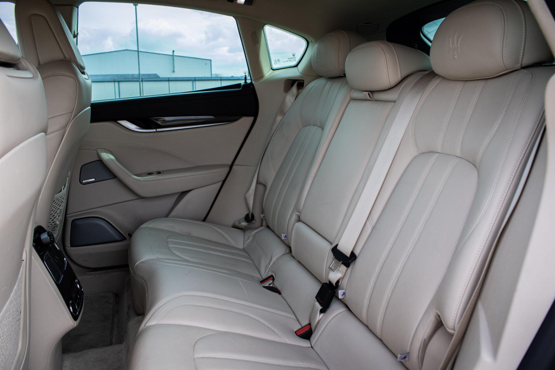 2017 Maserati Levante, čierna suv, 212 484 km