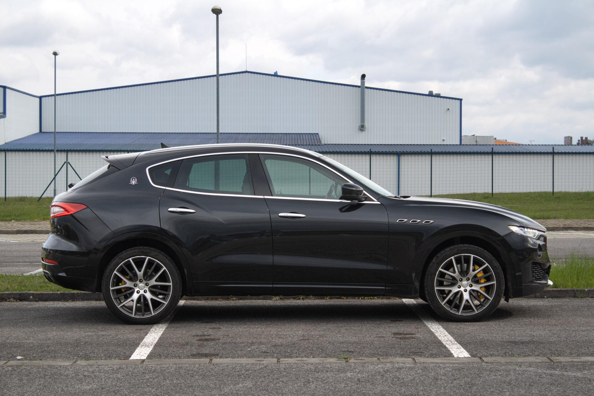 2017 Maserati Levante, čierna suv, 212 484 km