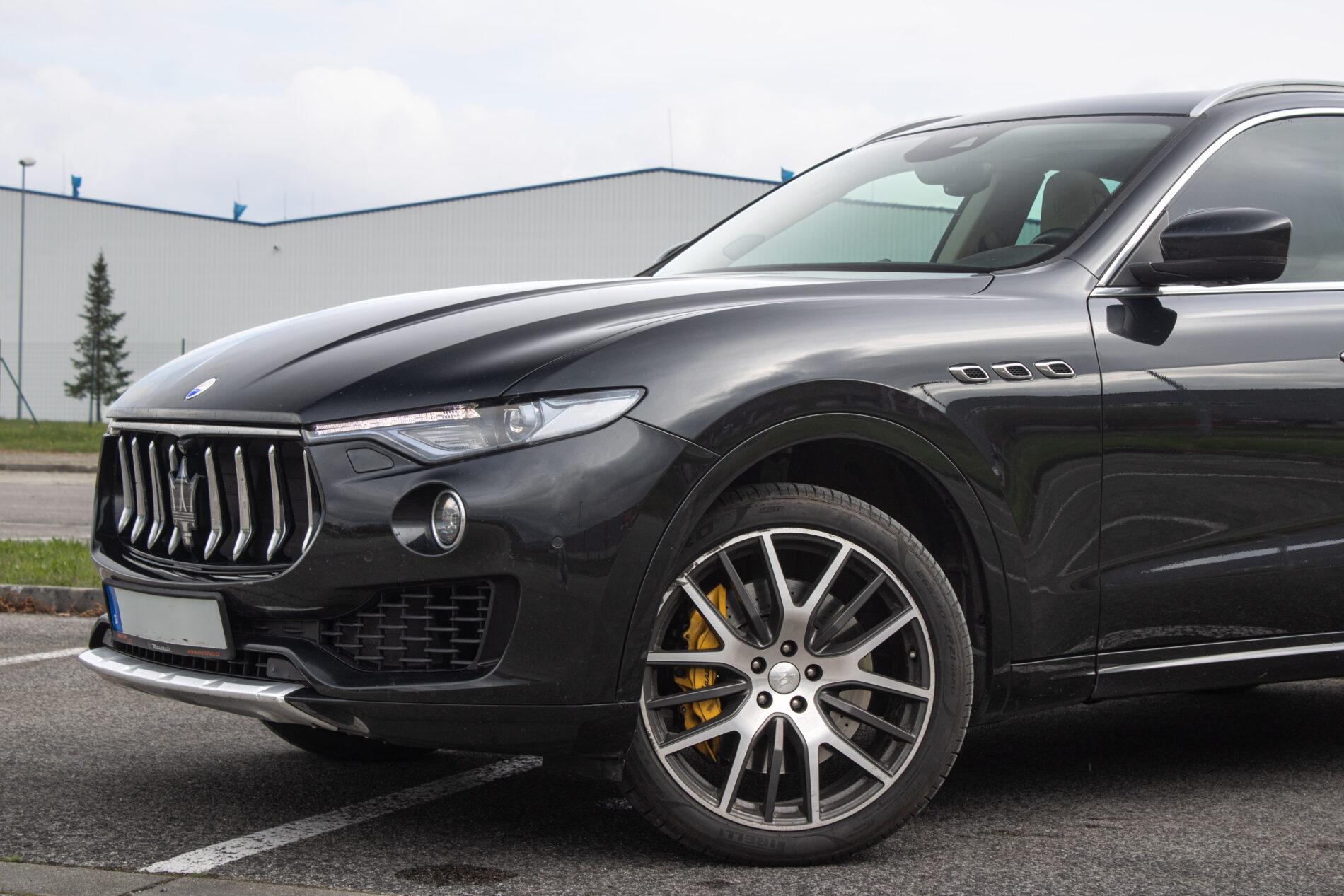 2017 Maserati Levante, čierna suv, 212 484 km