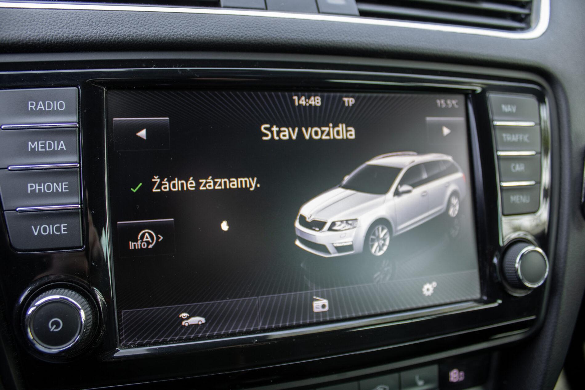 2015 Skoda Octavia RS, biela kombi, 269 760 km