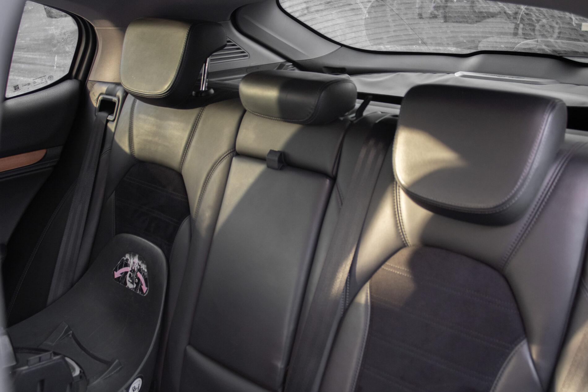 2017 Alfa Romeo Stelvio, sivá suv, 160 000 km