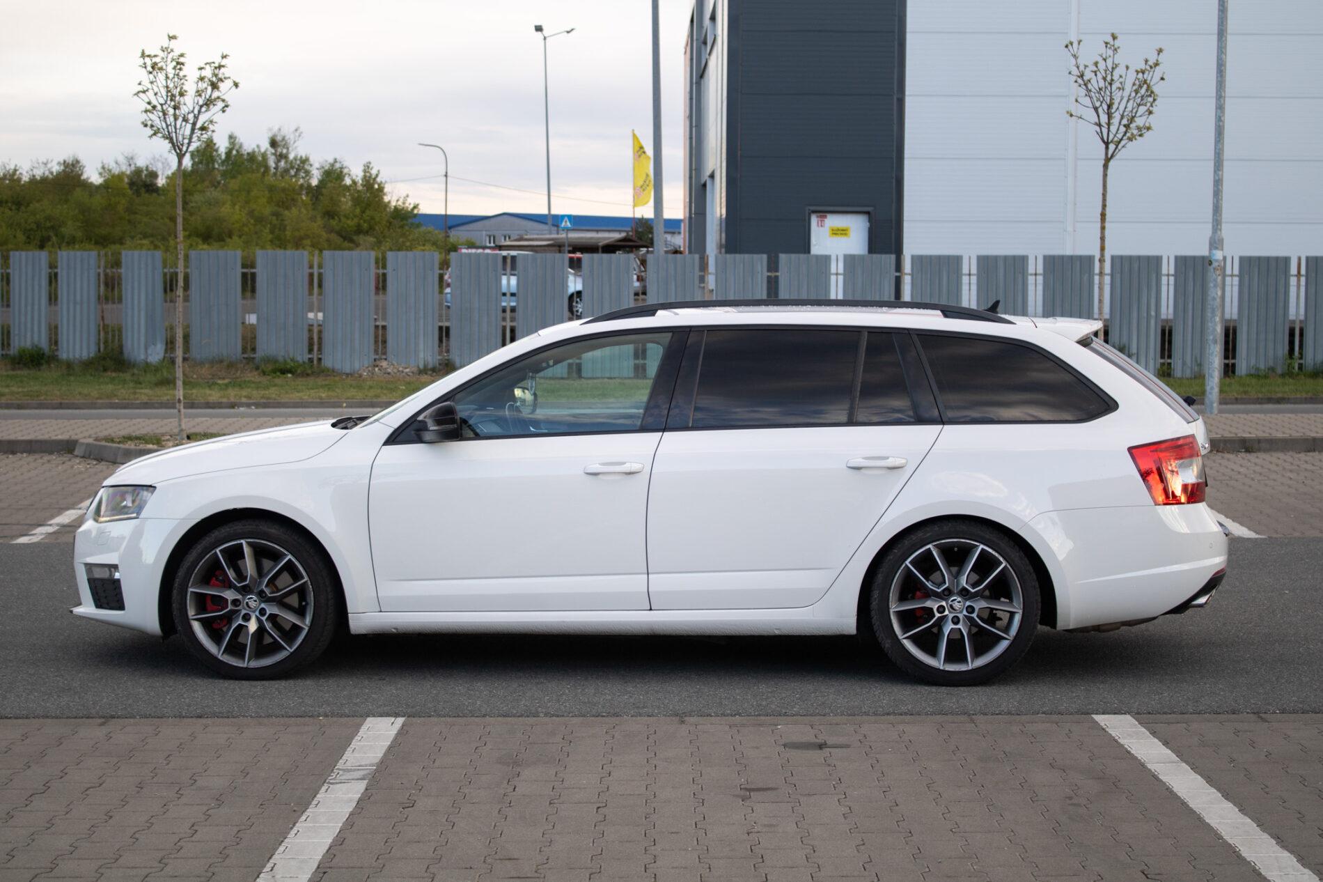 2013 Skoda Octavia RS, biela kombi, 356 832 km