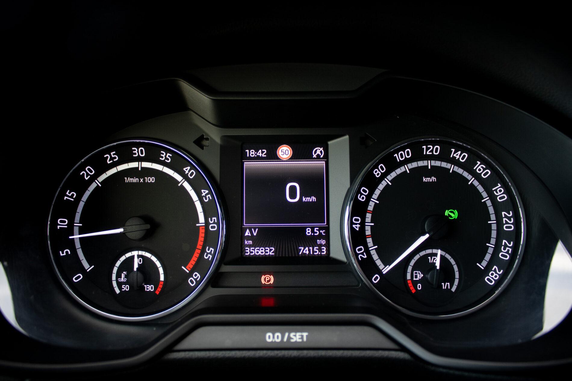 2013 Skoda Octavia RS, biela kombi, 356 832 km