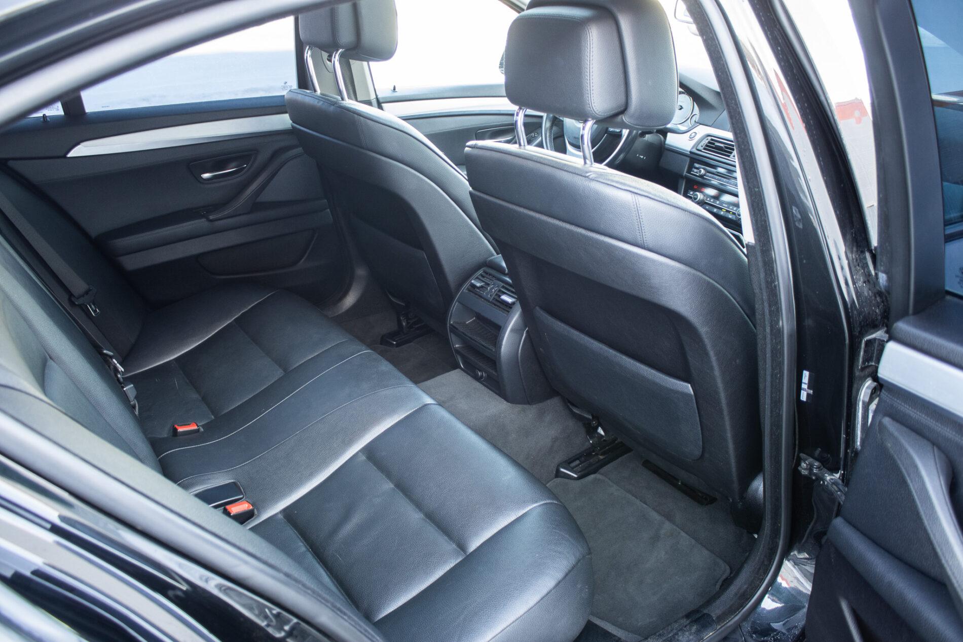 2012 BMW 535d, čierna sedan, 303 563 km