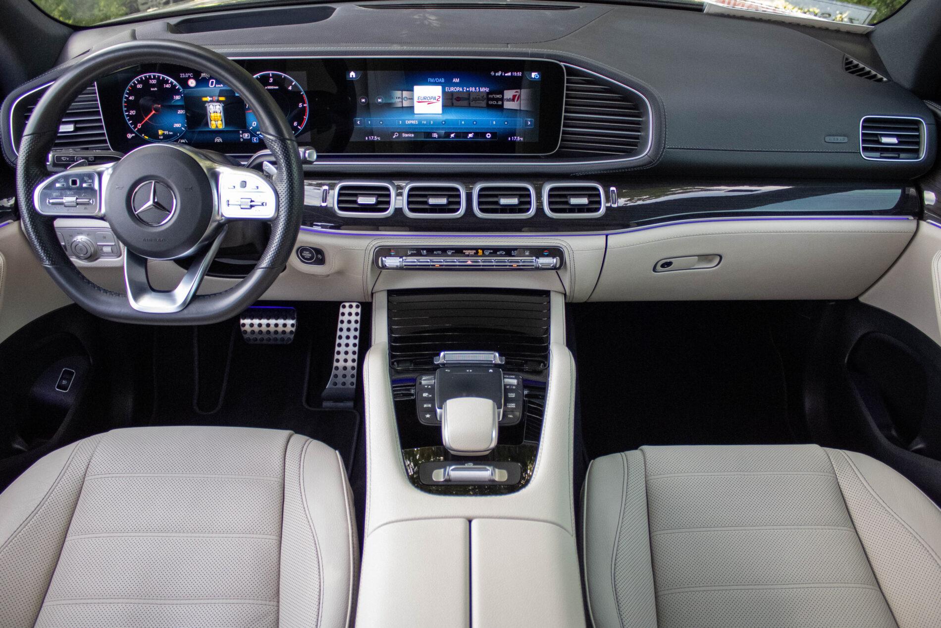 2023 Mercedes-Benz GLS 400d, čierna suv, 40 535 km