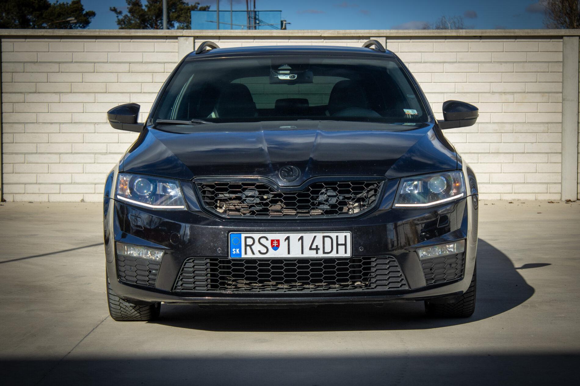 2016 Skoda Octavia RS, čierna kombi, 237 027 km