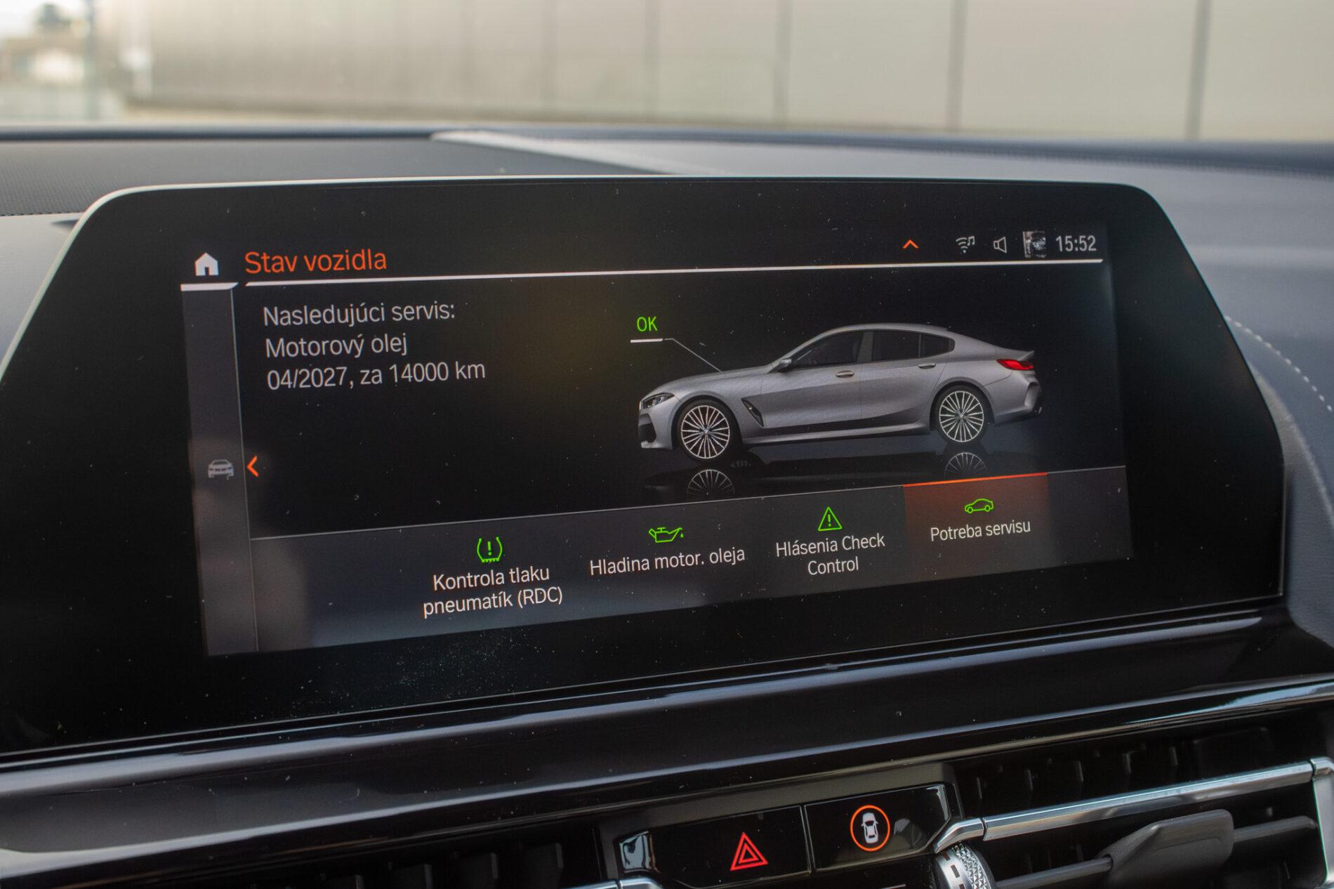 2021 BMW M850i, sivá kupé, 213 085 km