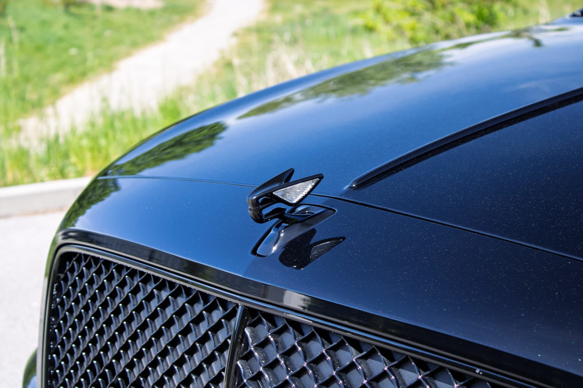 2024 Bentley Flying Spur, čierna sedan, 2 250 km