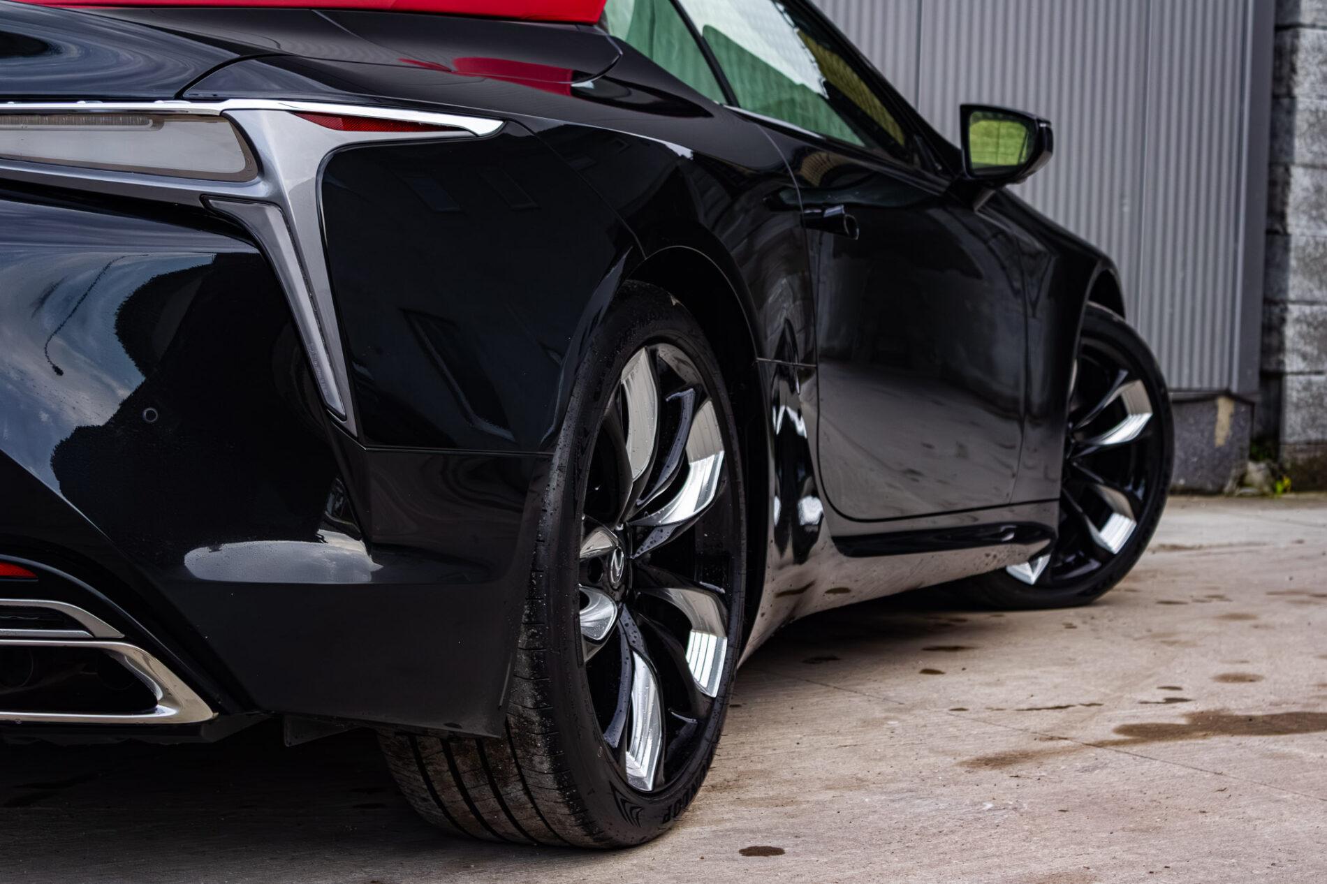 2024 Lexus LC 500, čierna kabriolet, 67 km
