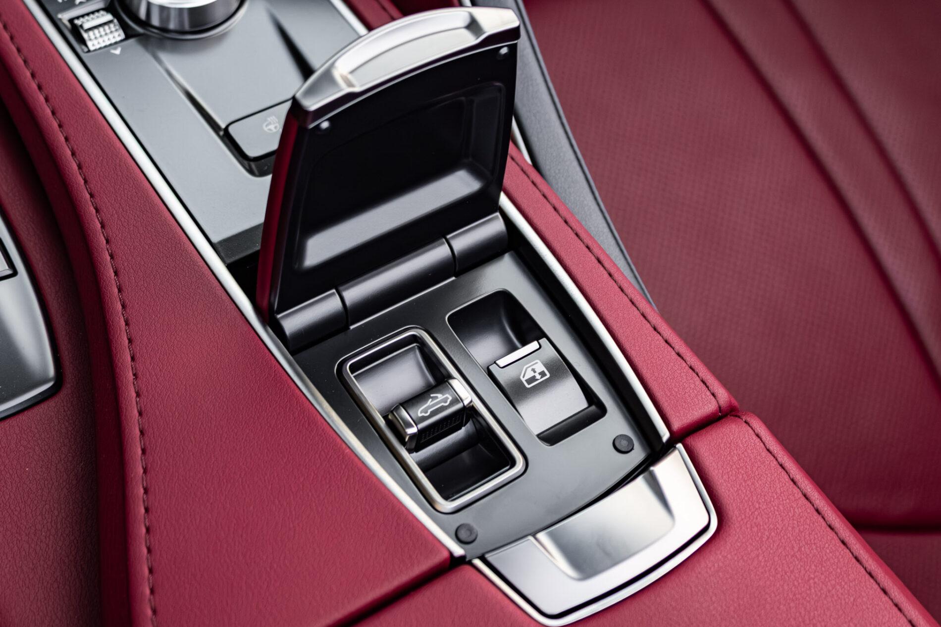 2024 Lexus LC 500, čierna kabriolet, 67 km