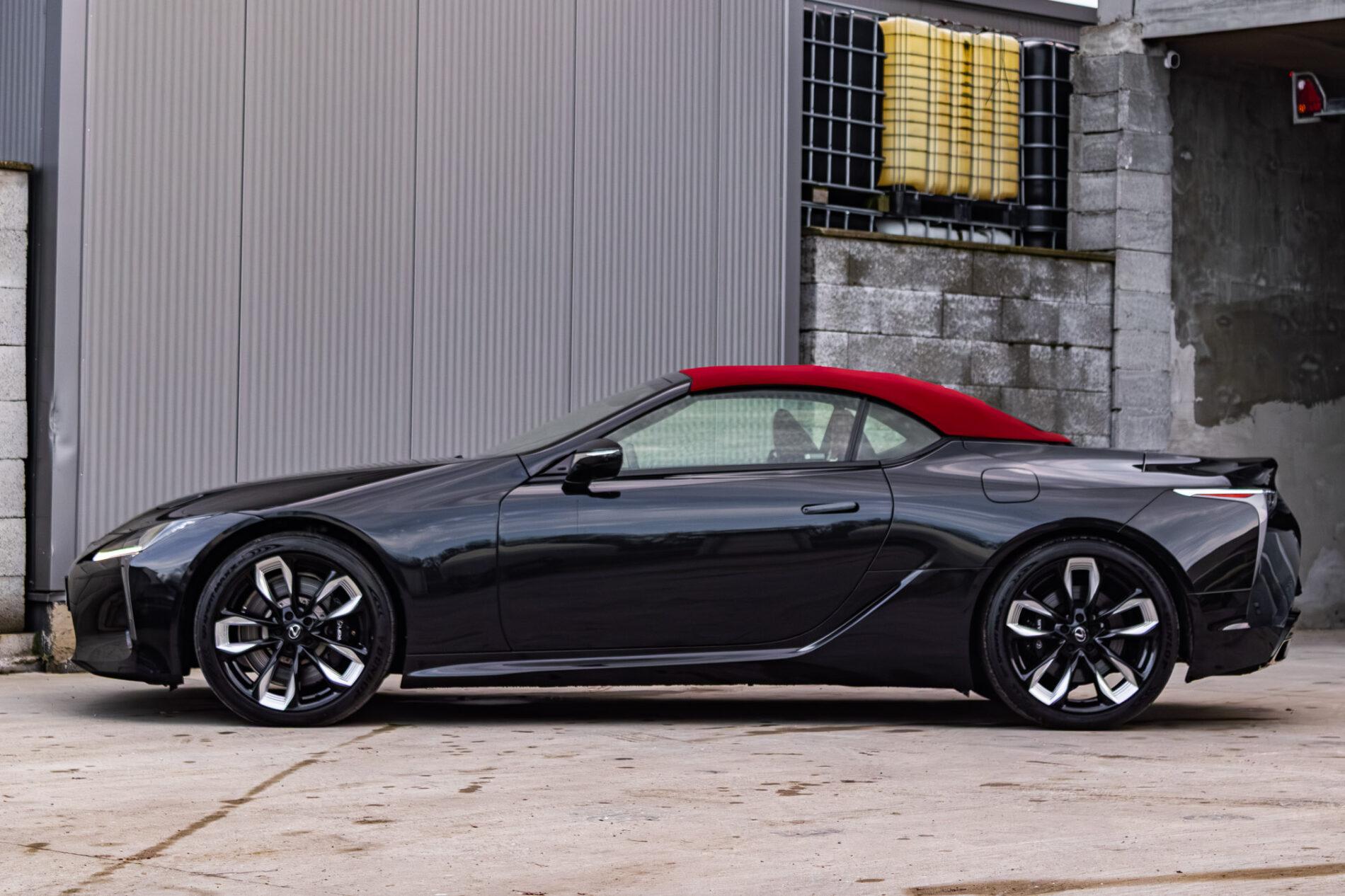 2024 Lexus LC 500, čierna kabriolet, 67 km