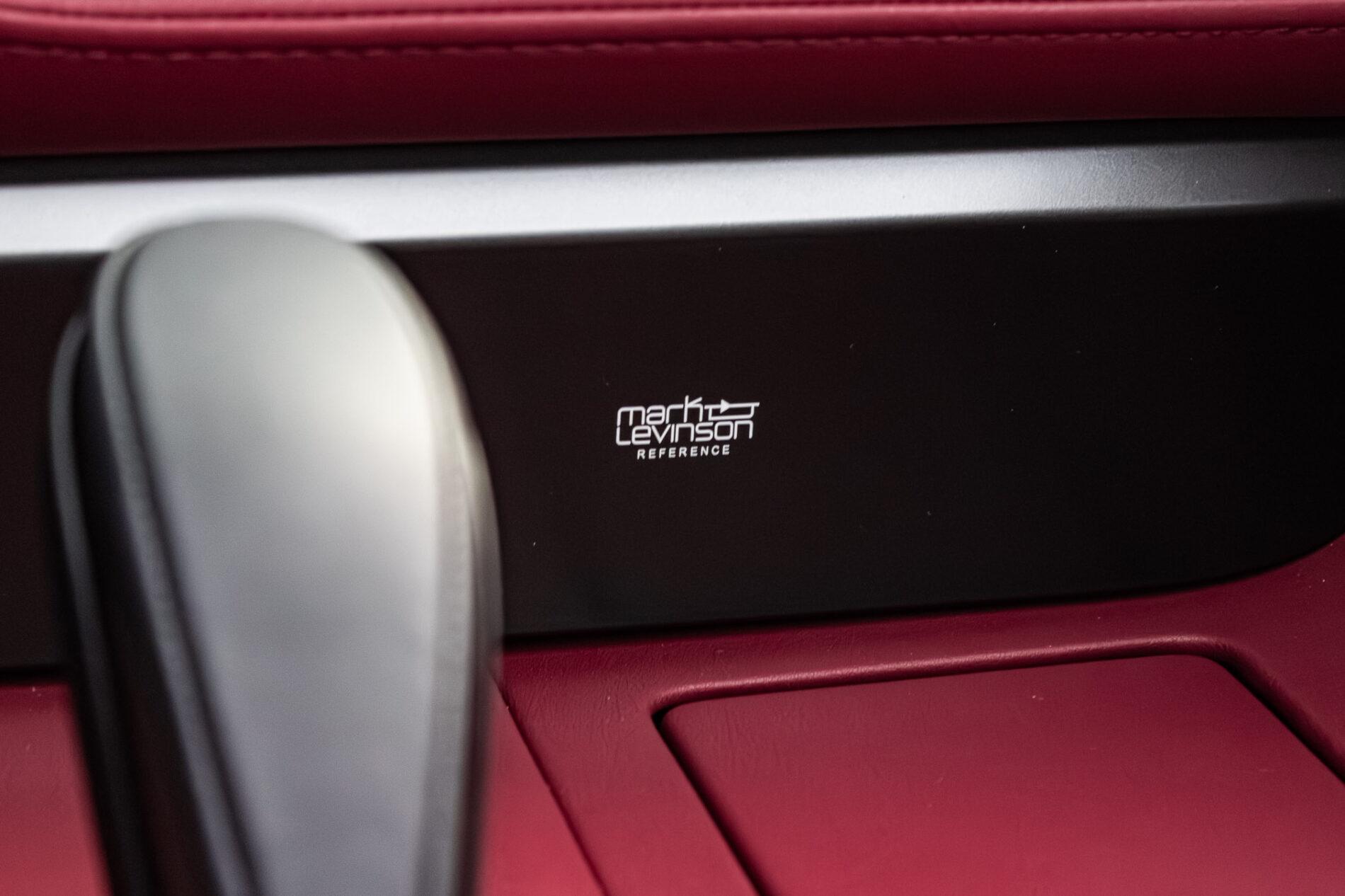 2024 Lexus LC 500, čierna kabriolet, 67 km