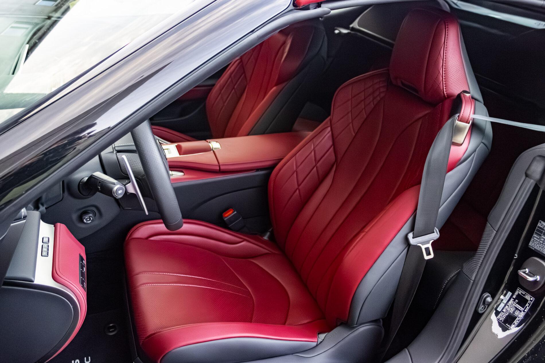 2024 Lexus LC 500, čierna kabriolet, 67 km