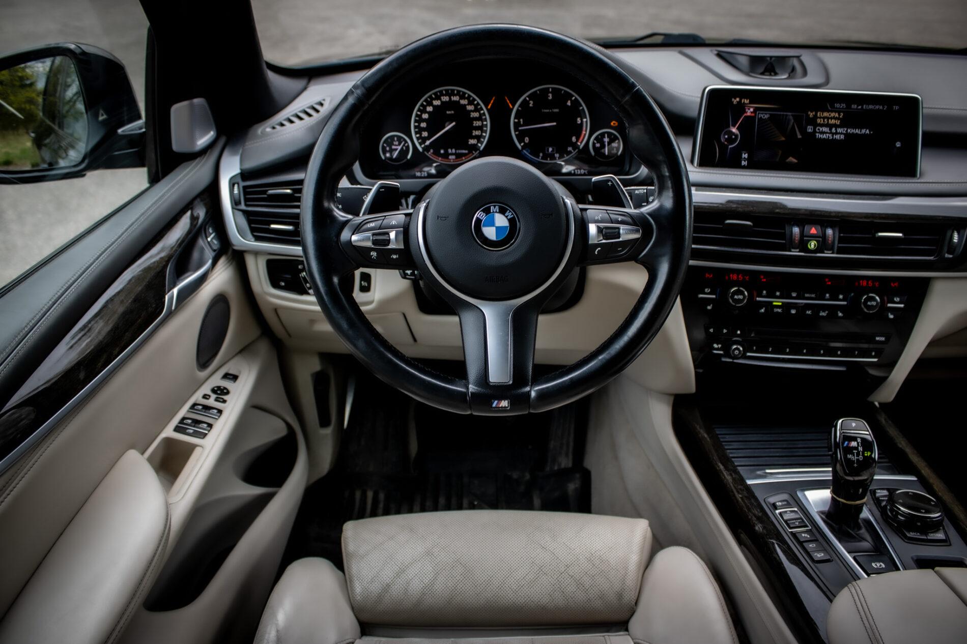 2014 BMW X5 M50d, čierna suv, 255 839 km