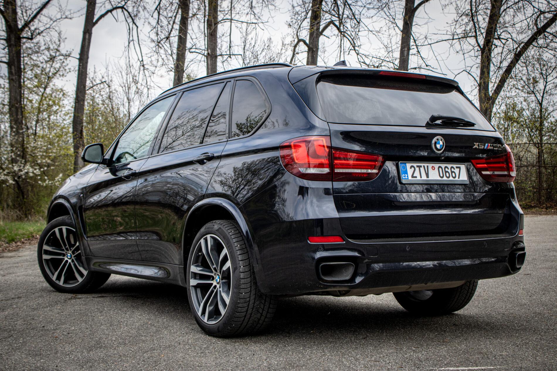 2014 BMW X5 M50d, čierna suv, 255 839 km