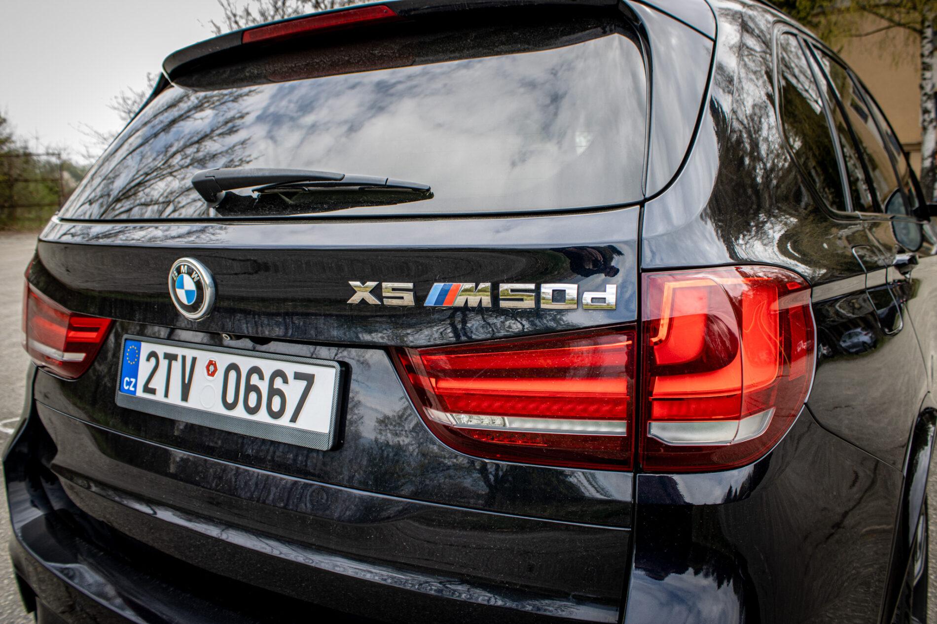 2014 BMW X5 M50d, čierna suv, 255 839 km