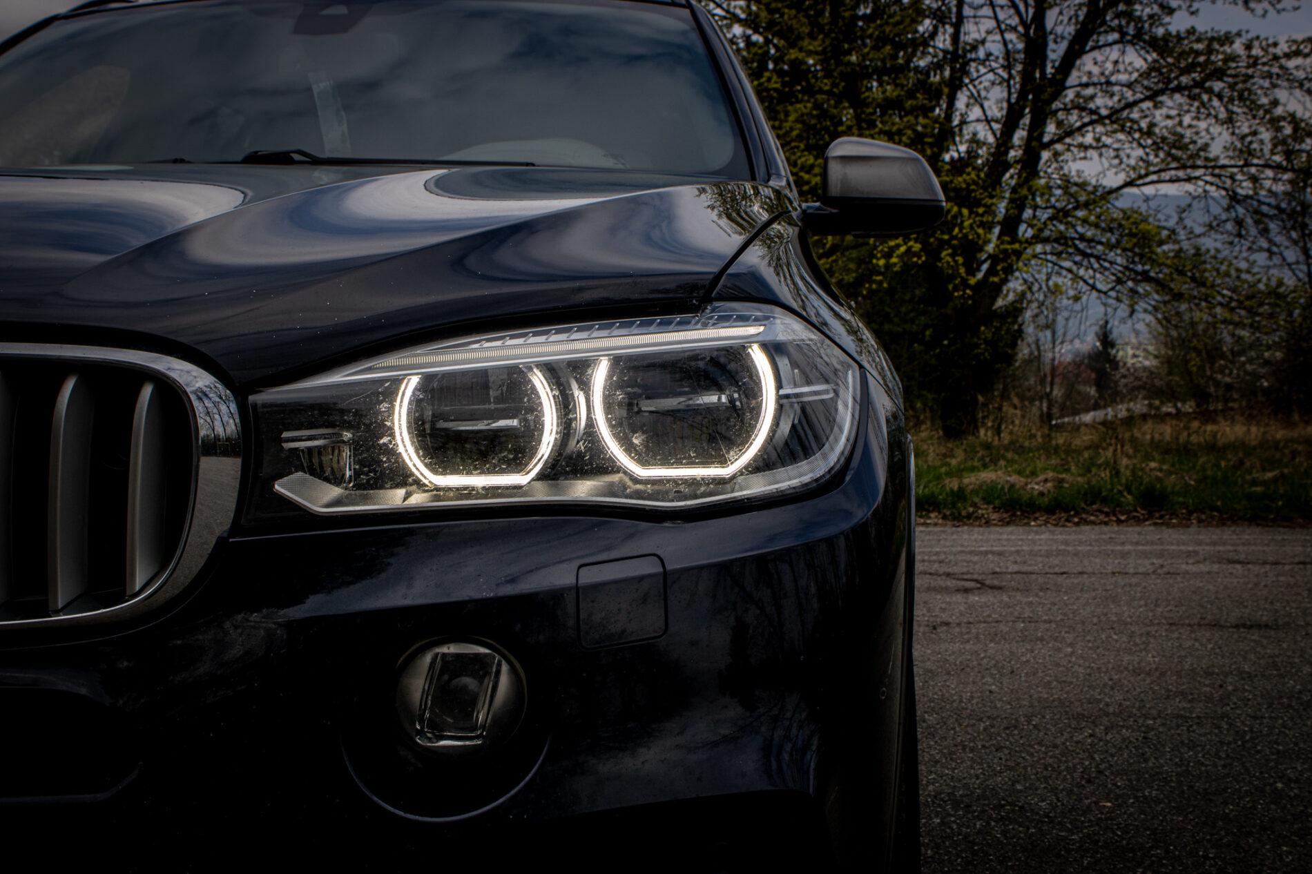 2014 BMW X5 M50d, čierna suv, 255 839 km