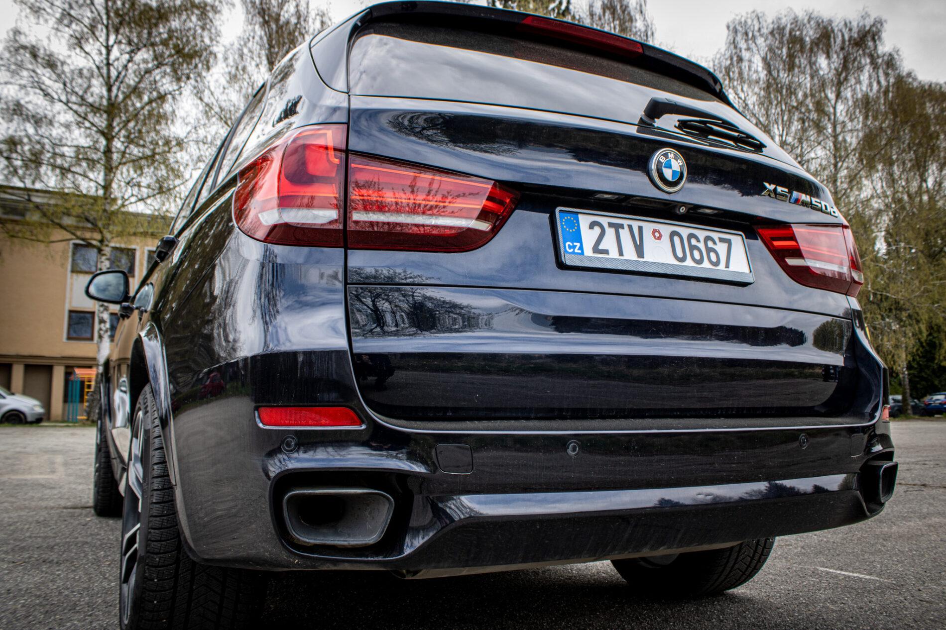 2014 BMW X5 M50d, čierna suv, 255 839 km