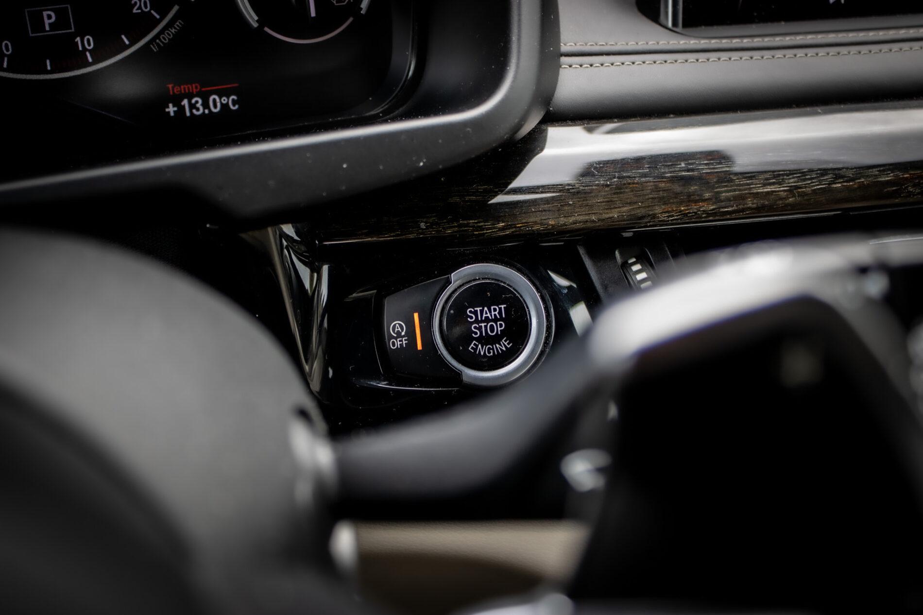 2014 BMW X5 M50d, čierna suv, 255 839 km