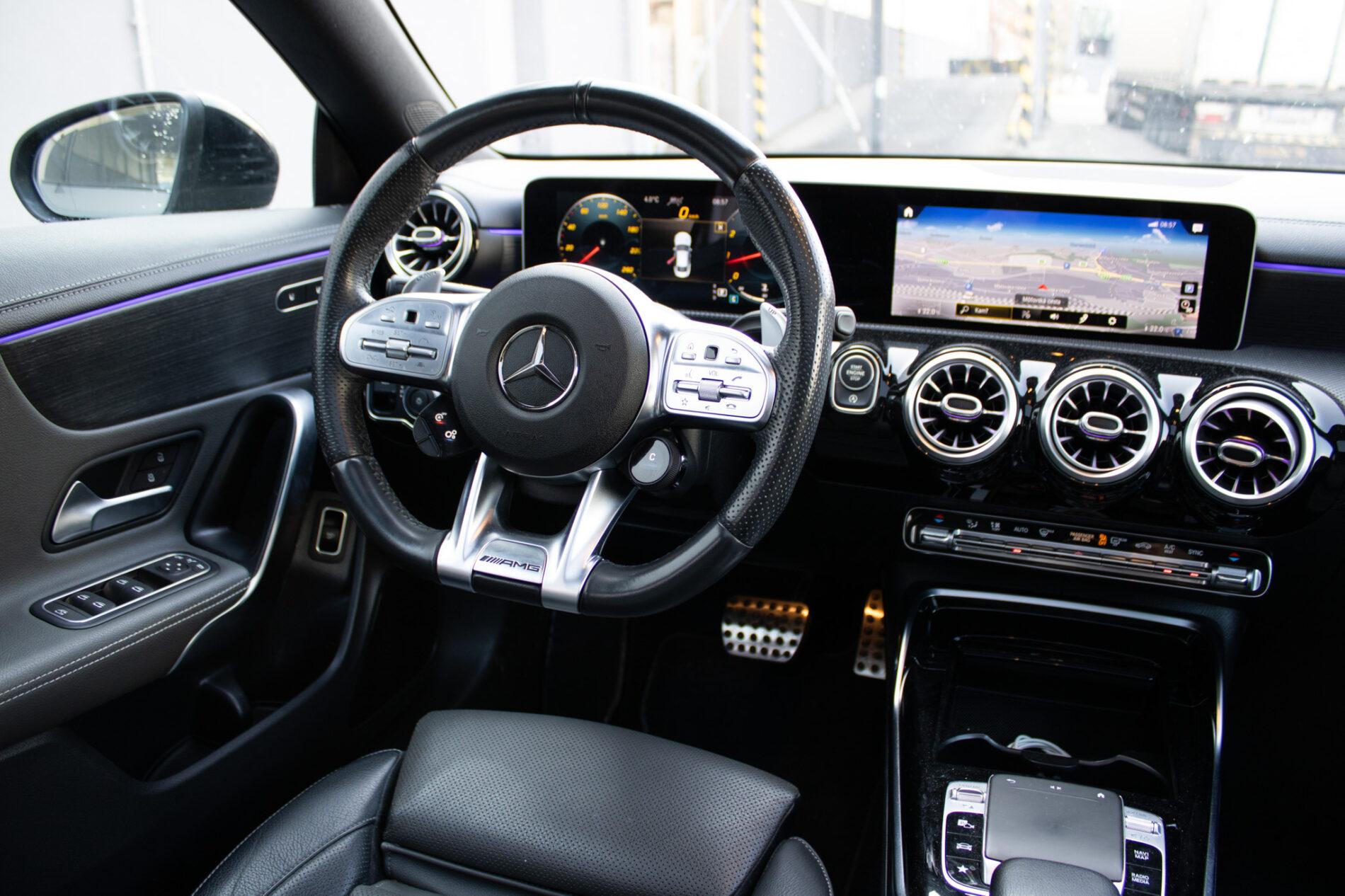 2019 Mercedes-Benz CLA 35 AMG, sivá kupé, 100 867 km