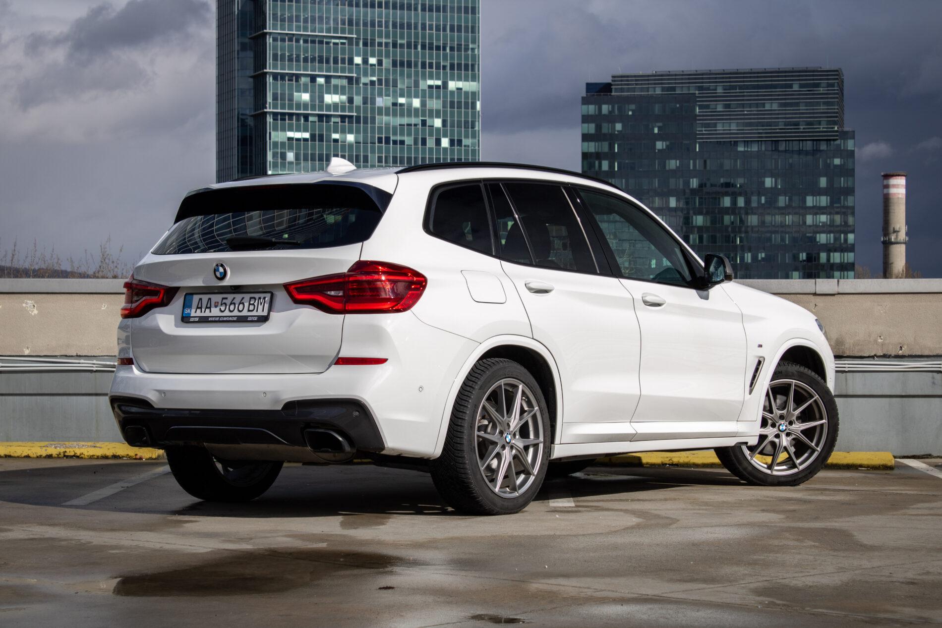 2019 BMW X3 M40i, biela suv, 142 191 km