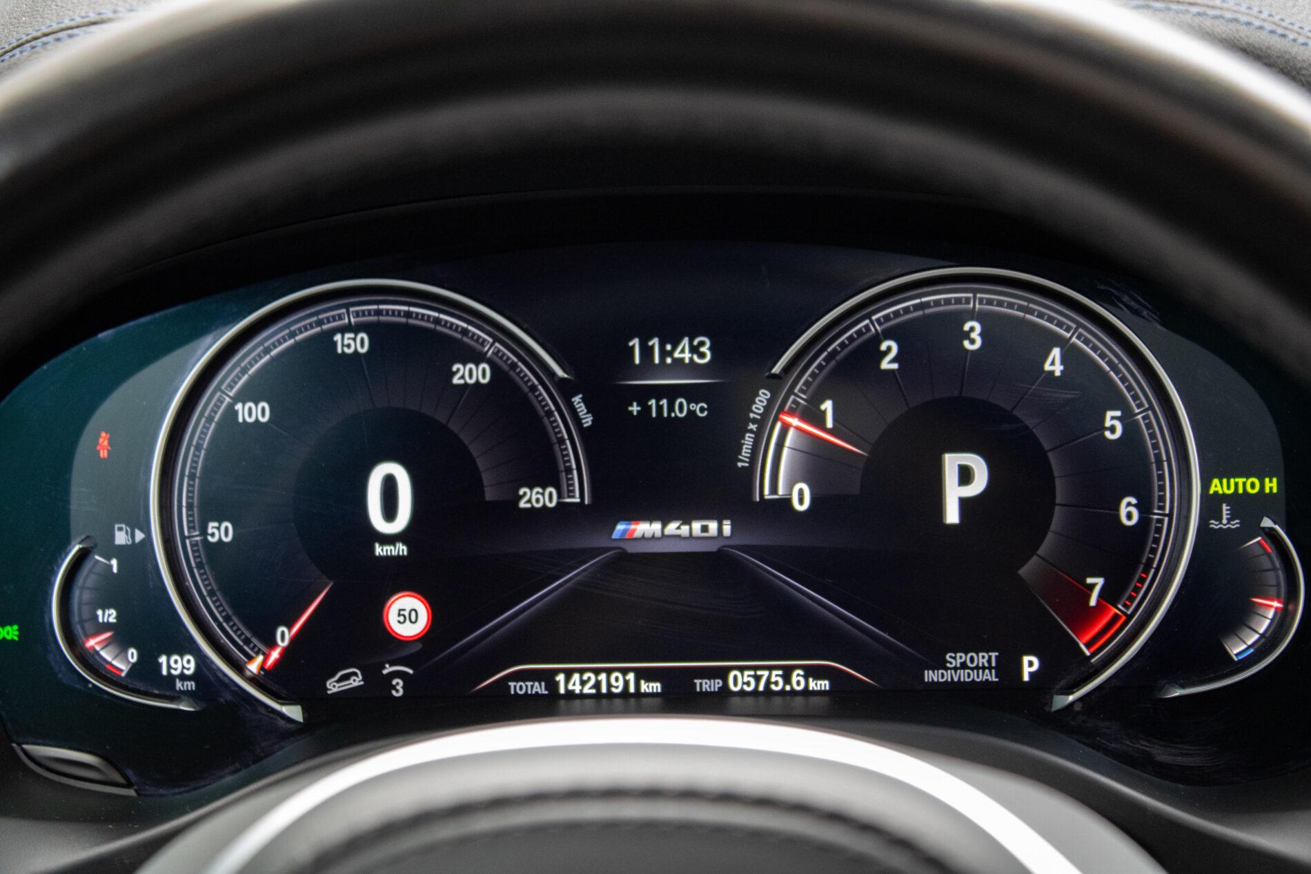 2019 BMW X3 M40i, biela suv, 142 191 km