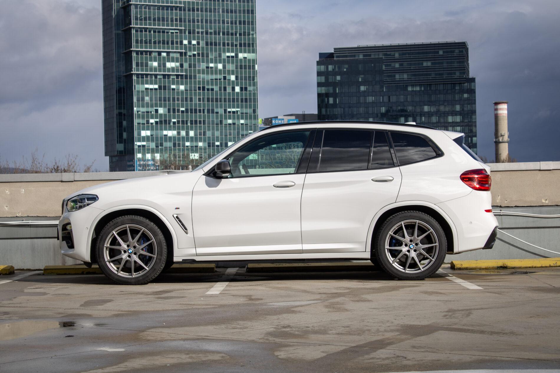 2019 BMW X3 M40i, biela suv, 142 191 km