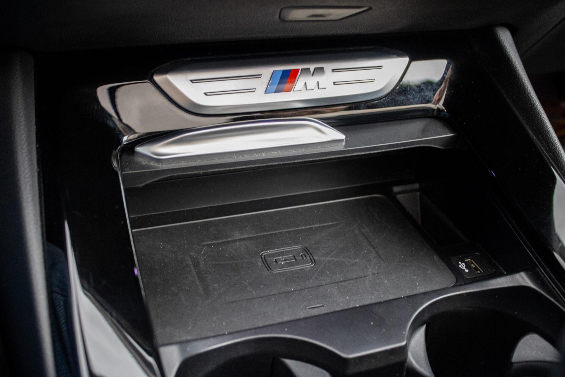 2019 BMW X3 M40i, biela suv, 142 191 km