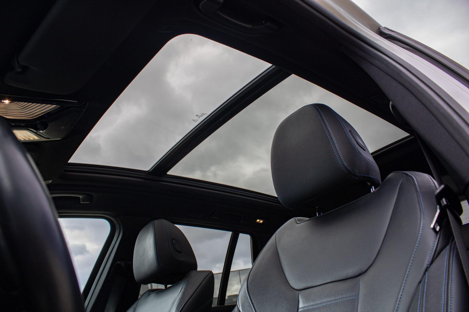 2019 BMW X3 M40i, biela suv, 142 191 km