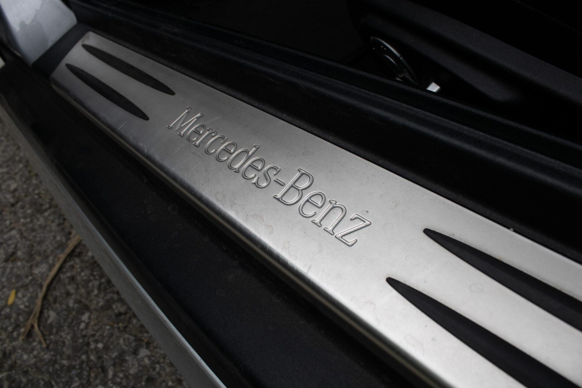 2004 Mercedes-Benz SLK 350, sivá kabriolet, 226 941 km