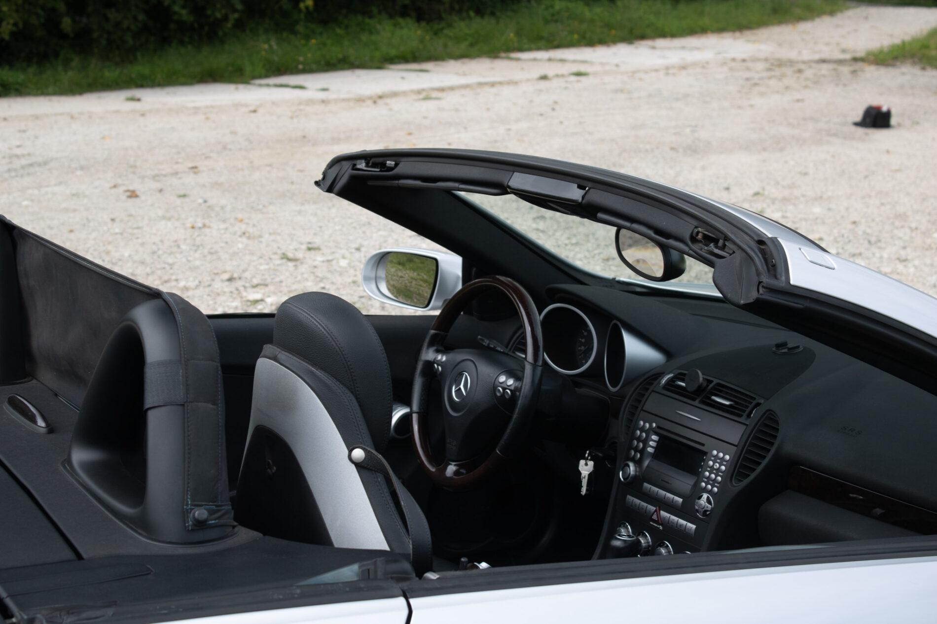 2004 Mercedes-Benz SLK 350, sivá kabriolet, 226 941 km