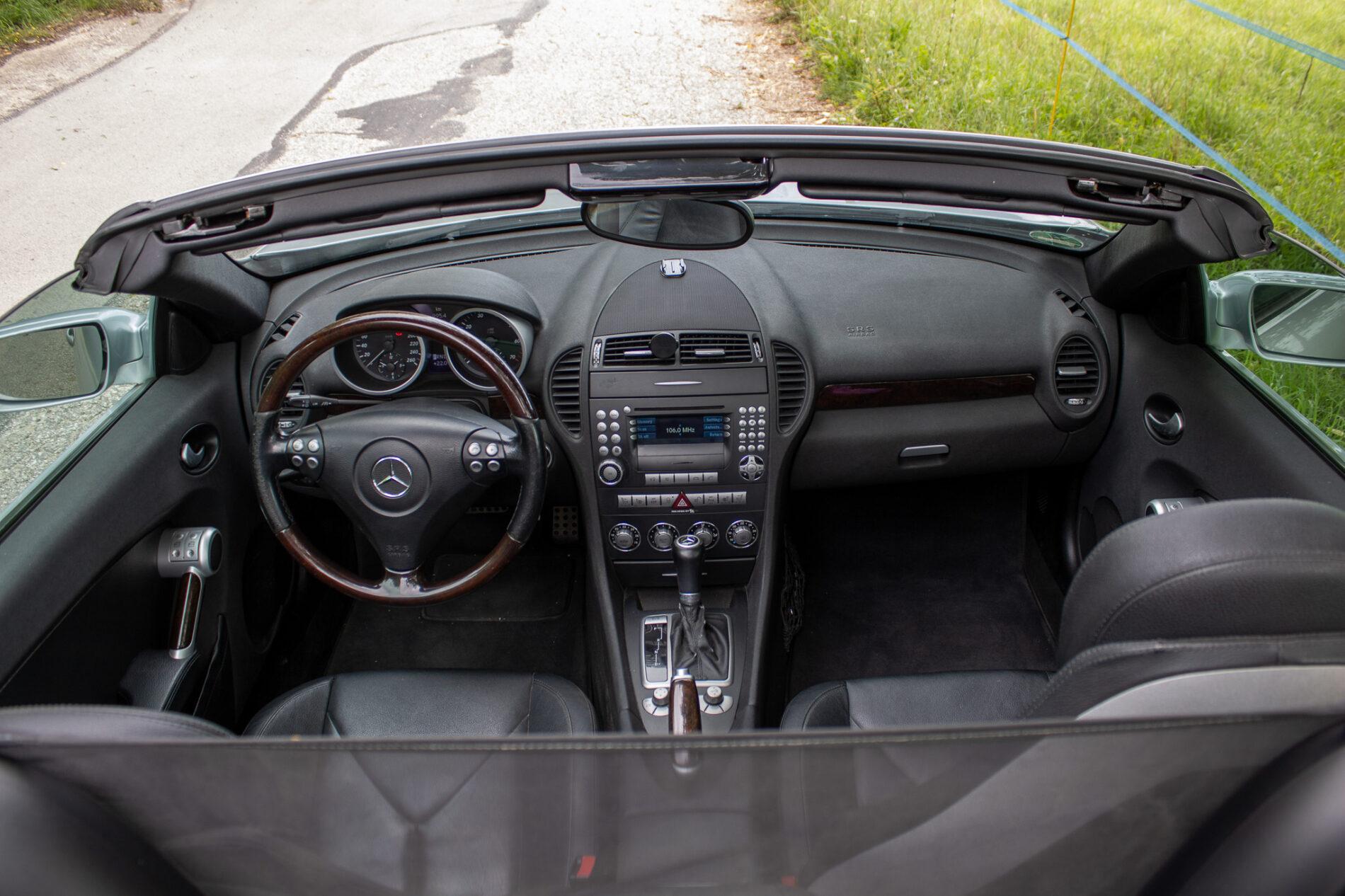 2004 Mercedes-Benz SLK 350, sivá kabriolet, 226 941 km