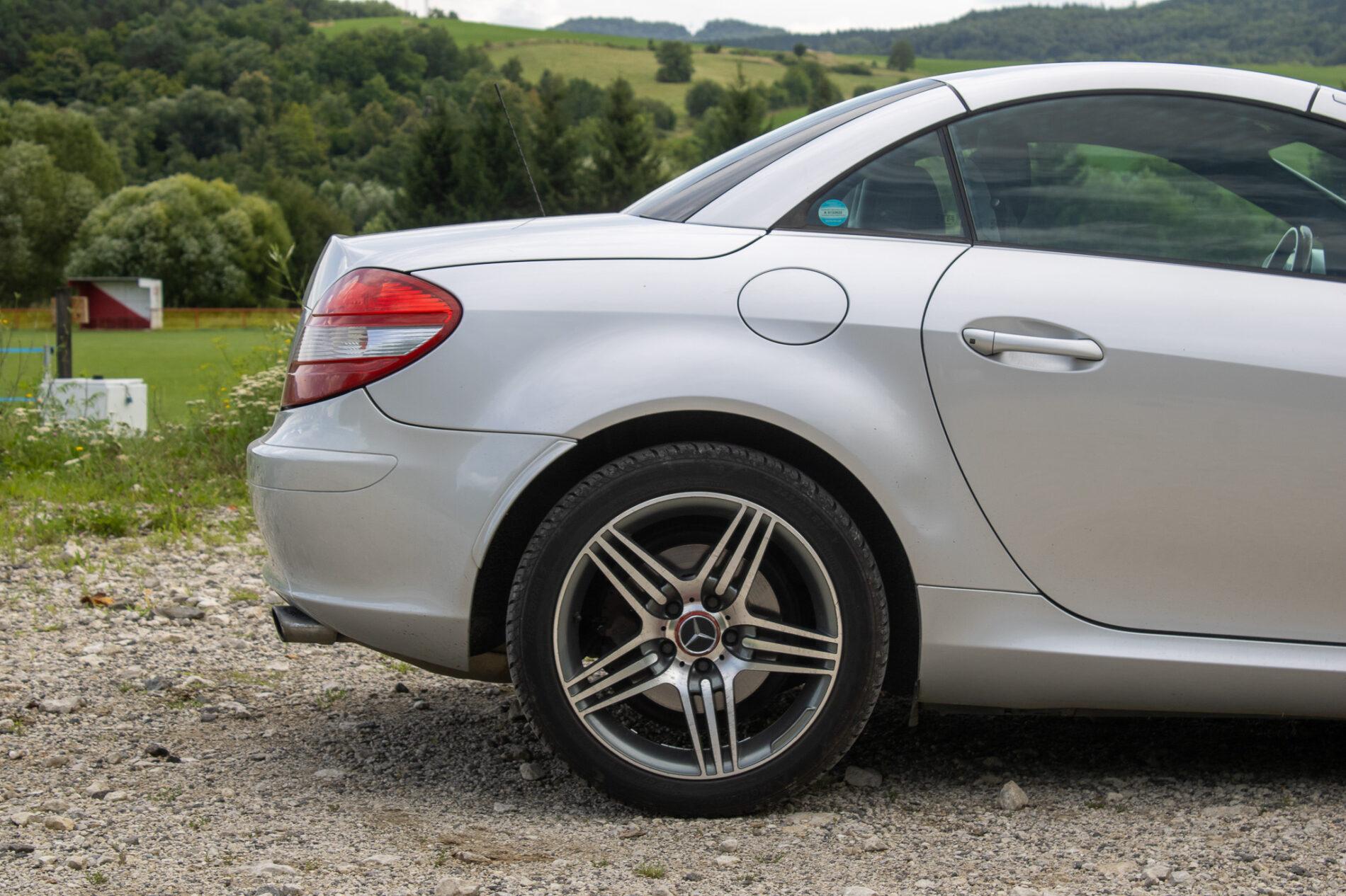 2004 Mercedes-Benz SLK 350, sivá kabriolet, 226 941 km