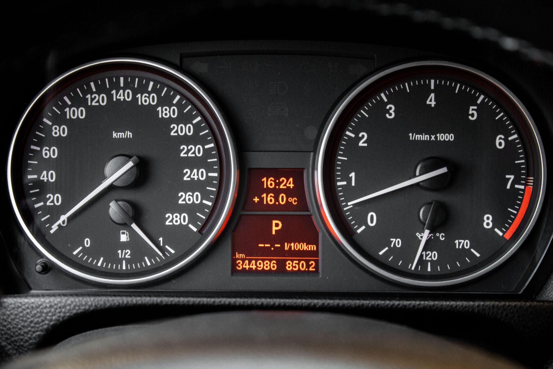 2007 BMW 335i, čierna kupé, 345 000 km