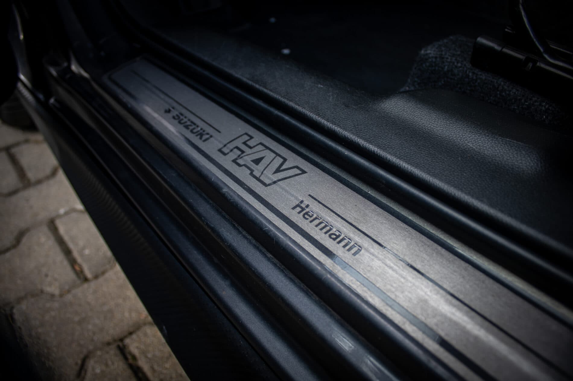 2019 Suzuki Swift Sport, sivá hatchback, 96 365 km