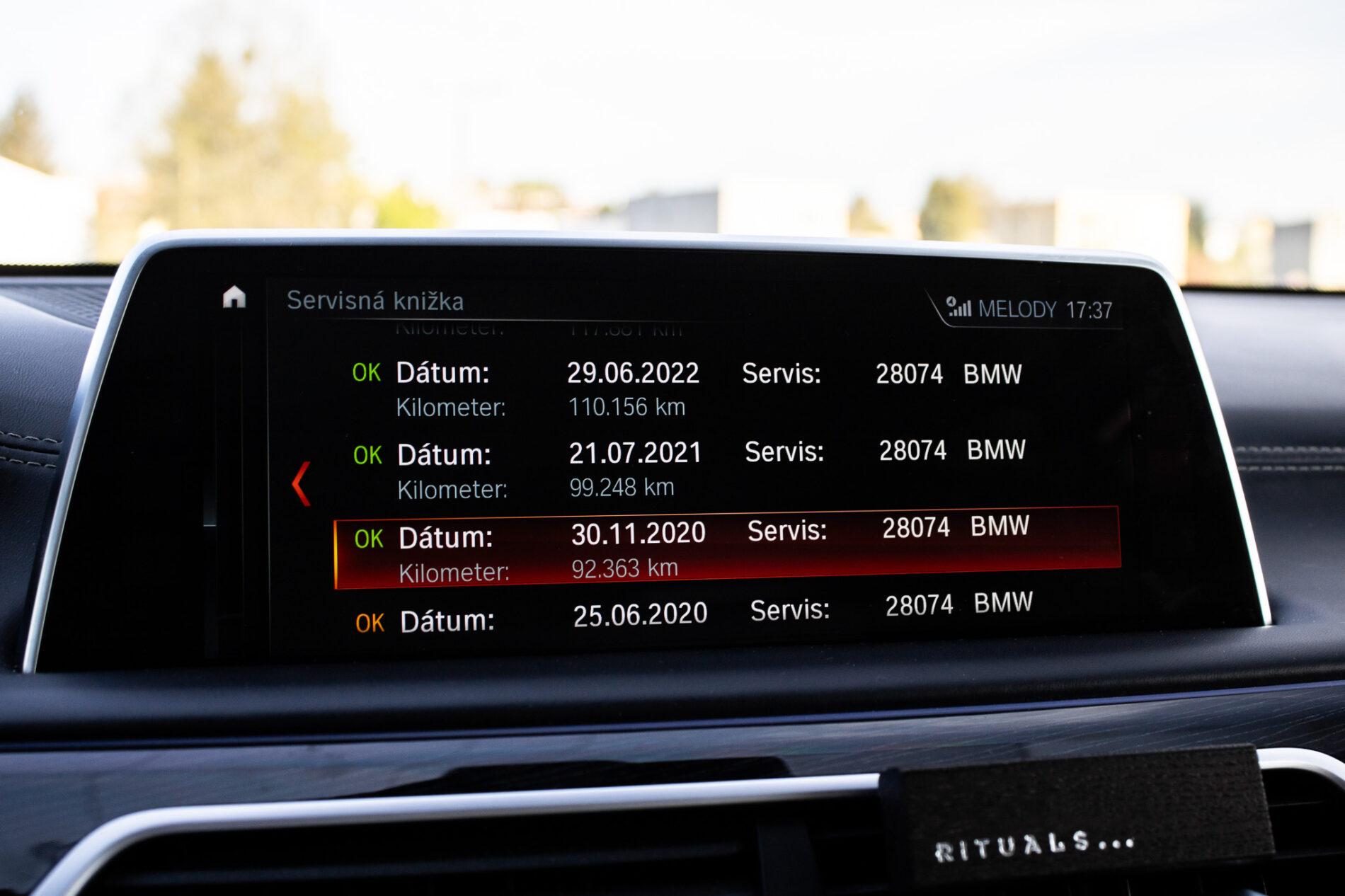 2017 BMW 750d, modrá sedan, 200 307 km