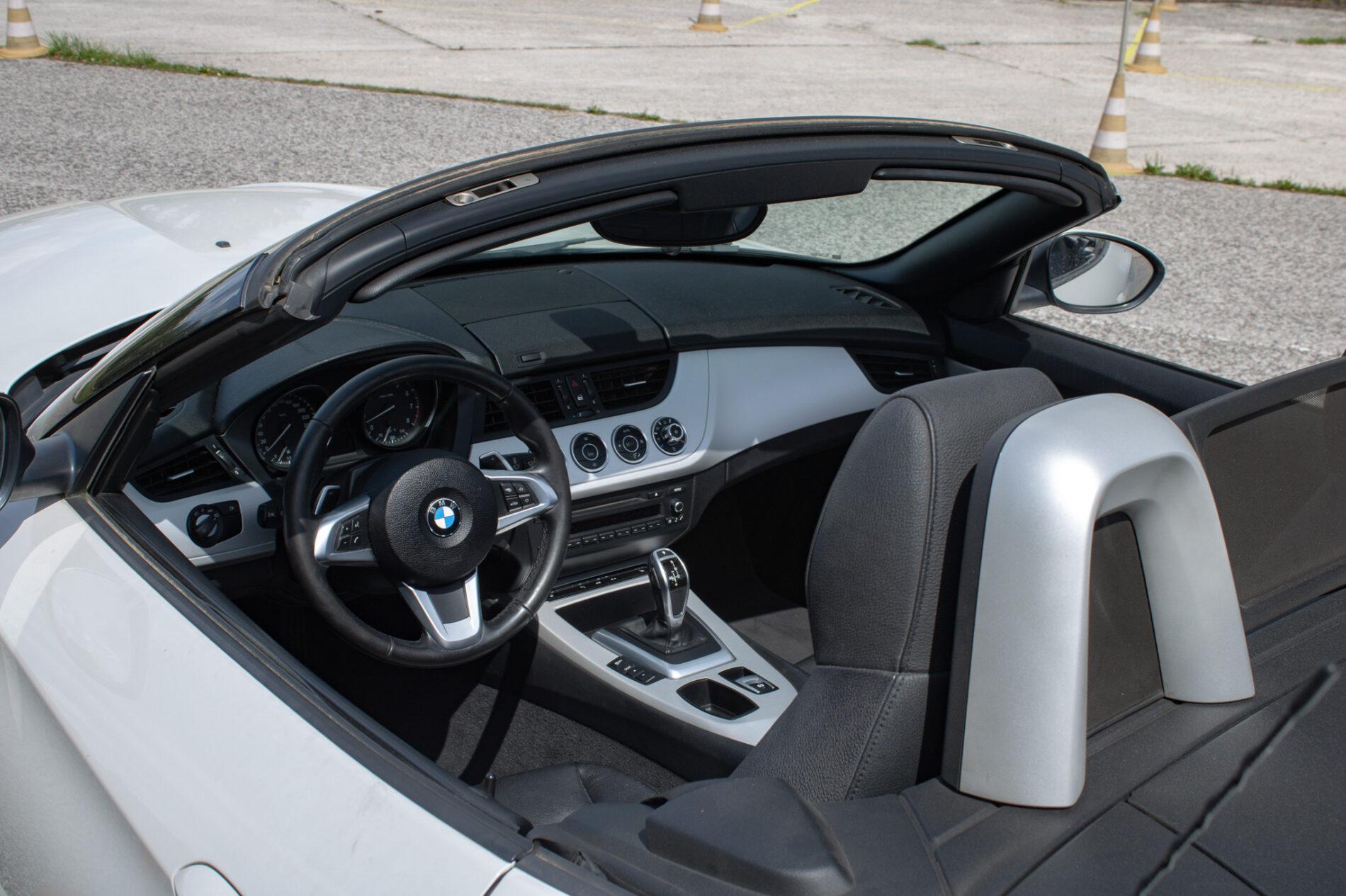2012 BMW Z4, biela kabriolet, 170 435 km