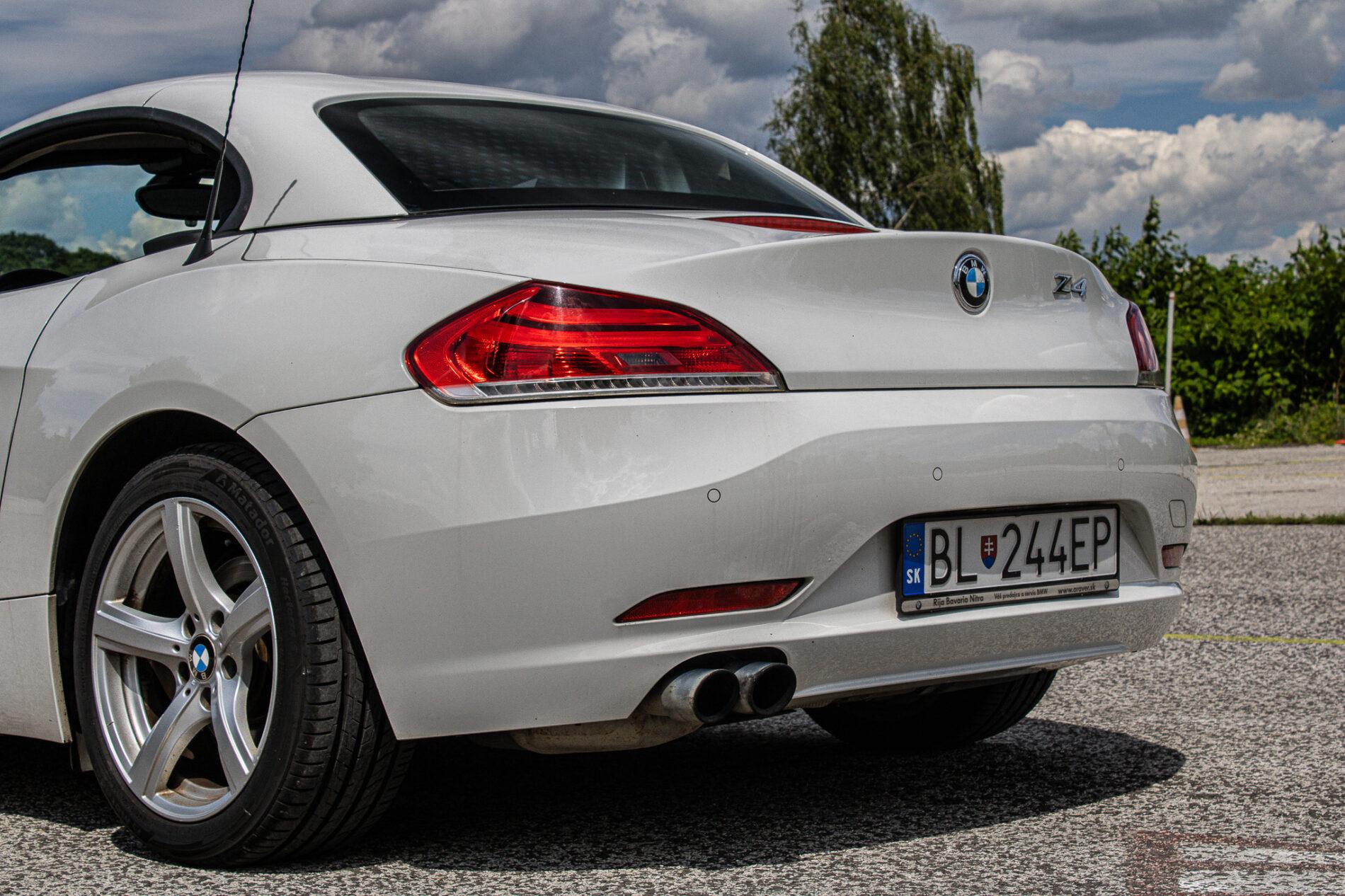2012 BMW Z4, biela kabriolet, 170 435 km