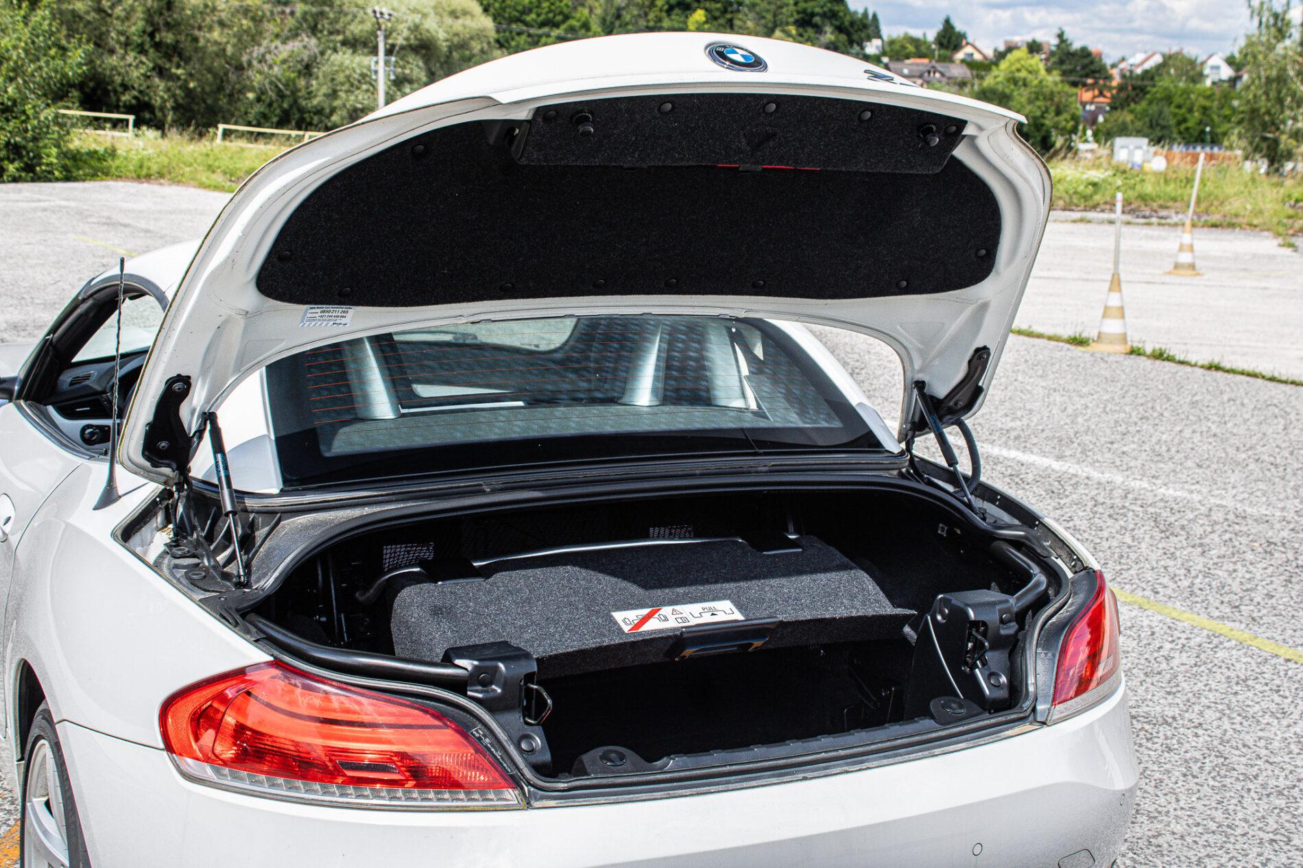 2012 BMW Z4, biela kabriolet, 170 435 km