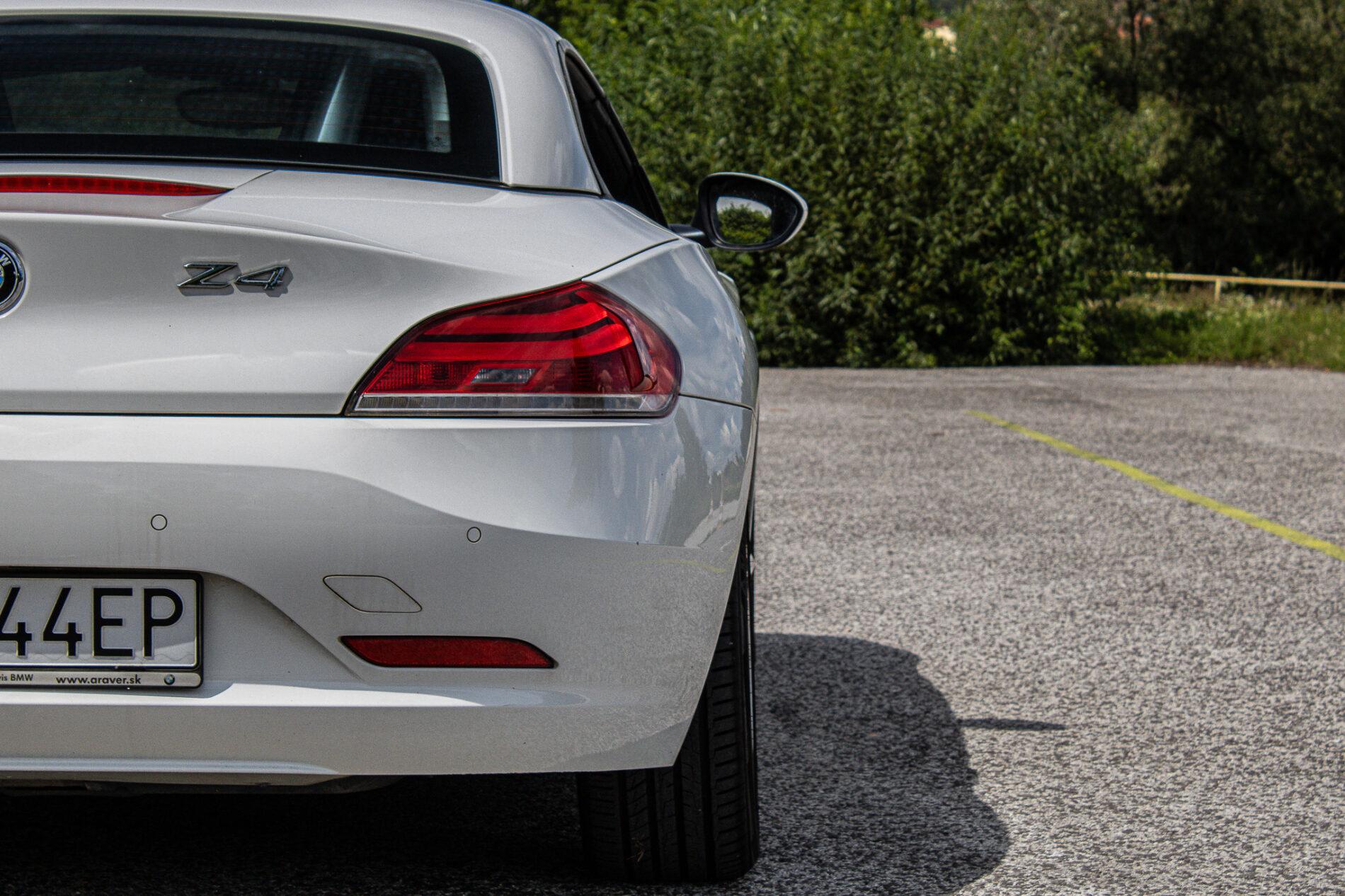 2012 BMW Z4, biela kabriolet, 170 435 km
