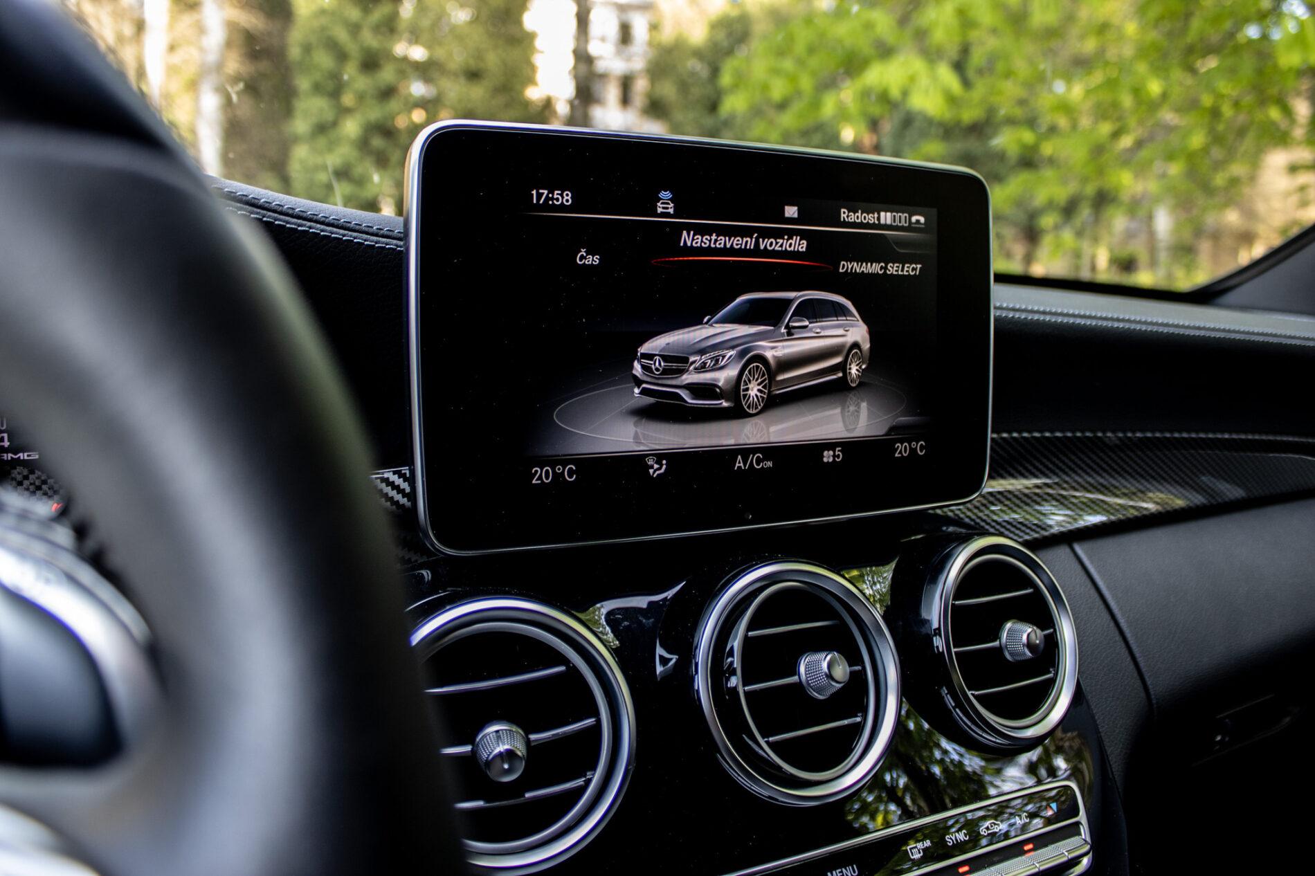 2017 Mercedes-Benz C 63 AMG S, biela kombi, 79 170 km