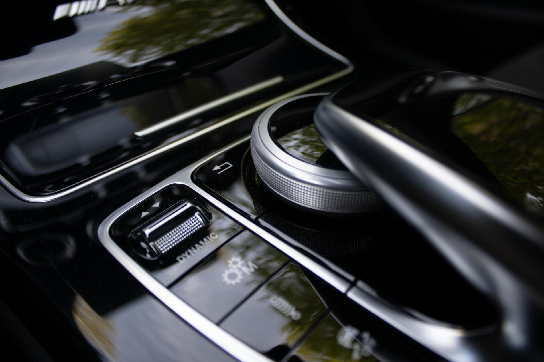 2017 Mercedes-Benz C 63 AMG S, biela kombi, 79 170 km