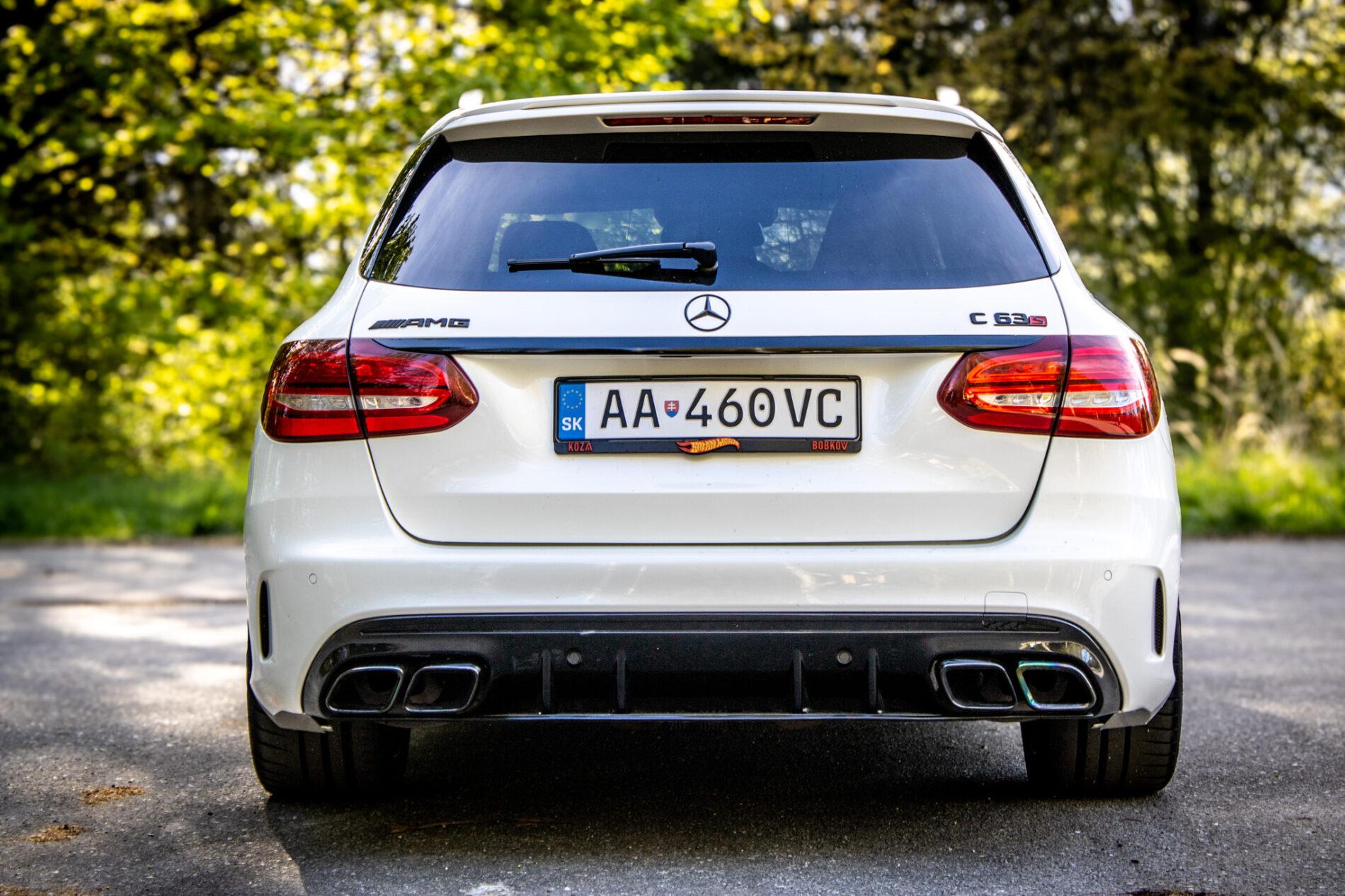 2017 Mercedes-Benz C 63 AMG S, biela kombi, 79 170 km