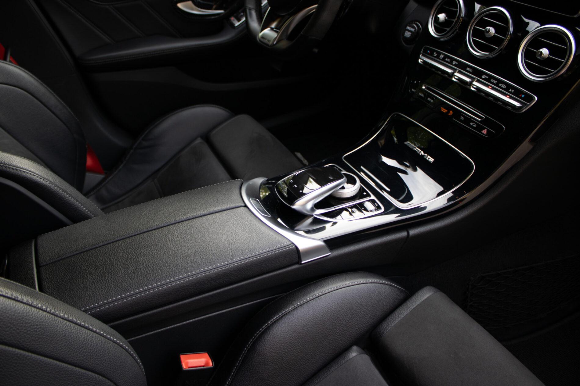 2017 Mercedes-Benz C 63 AMG S, biela kombi, 79 170 km