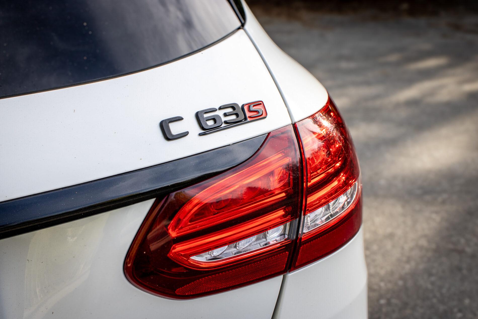 2017 Mercedes-Benz C 63 AMG S, biela kombi, 79 170 km