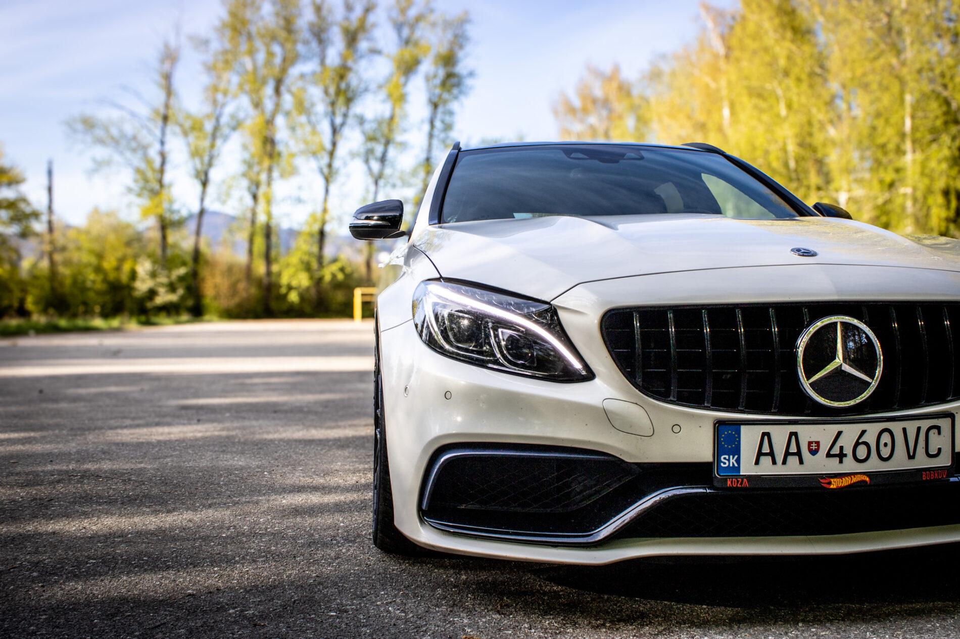 2017 Mercedes-Benz C 63 AMG S, biela kombi, 79 170 km