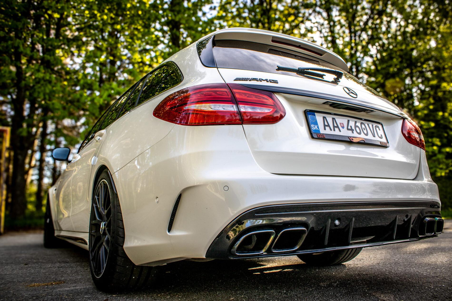 2017 Mercedes-Benz C 63 AMG S, biela kombi, 79 170 km