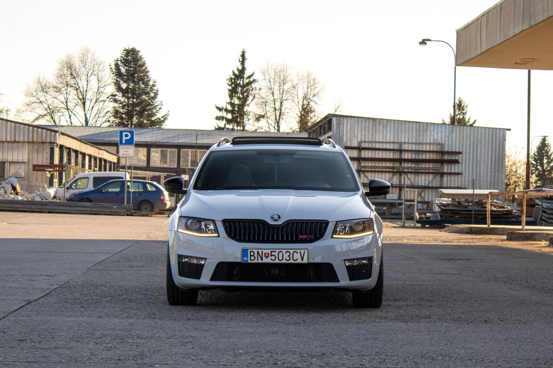 2016 Skoda Octavia RS, biela kombi, 253 701 km