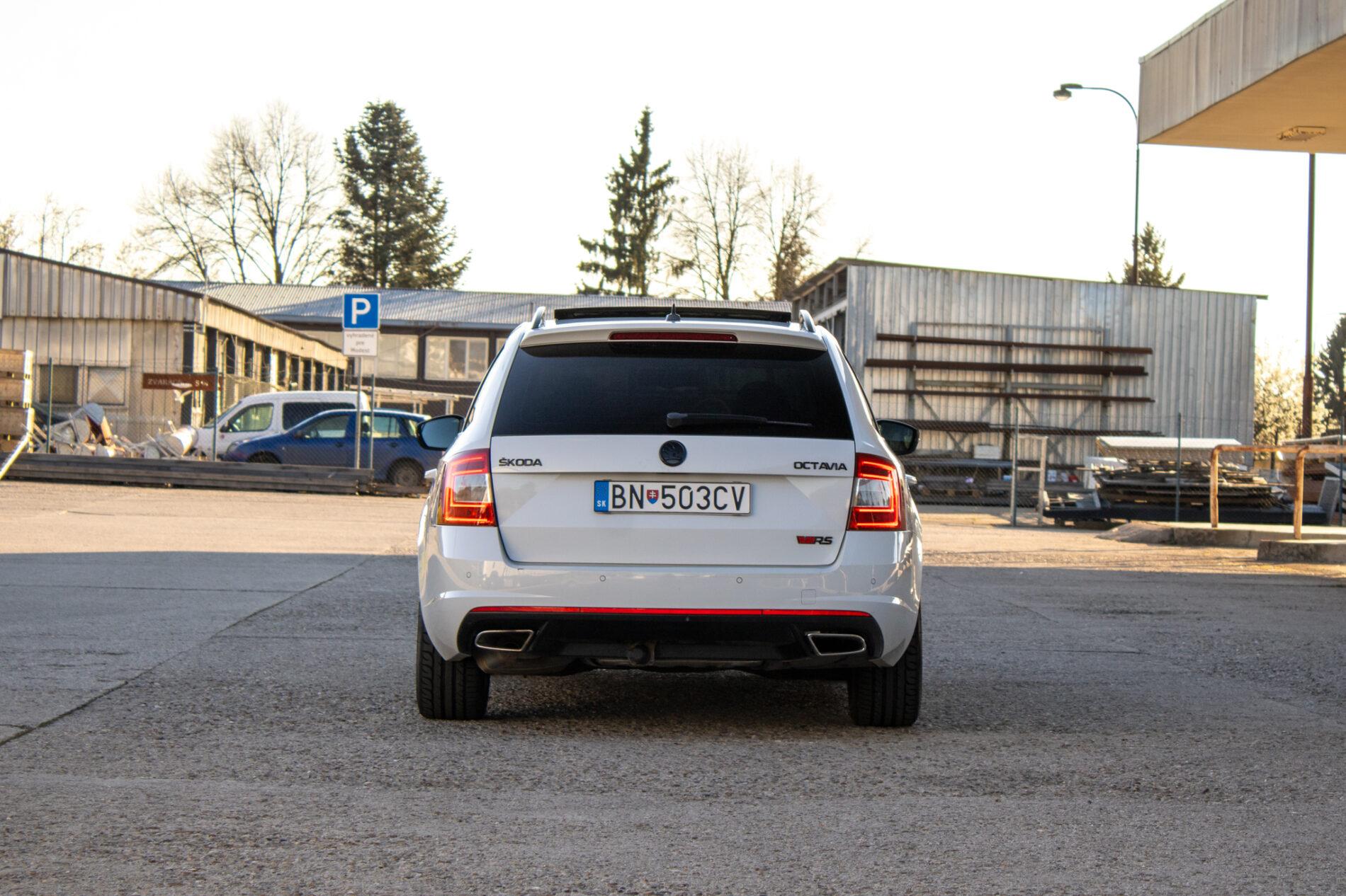2016 Skoda Octavia RS, biela kombi, 253 701 km